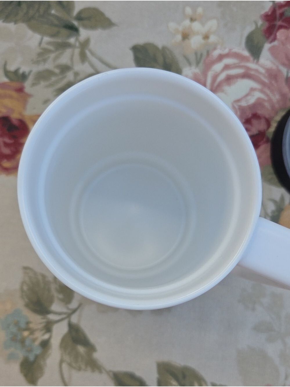 Starbucks White Ceramic Travel Mug with Black Base 14 Fluid Ounces - Picture 4 of 15